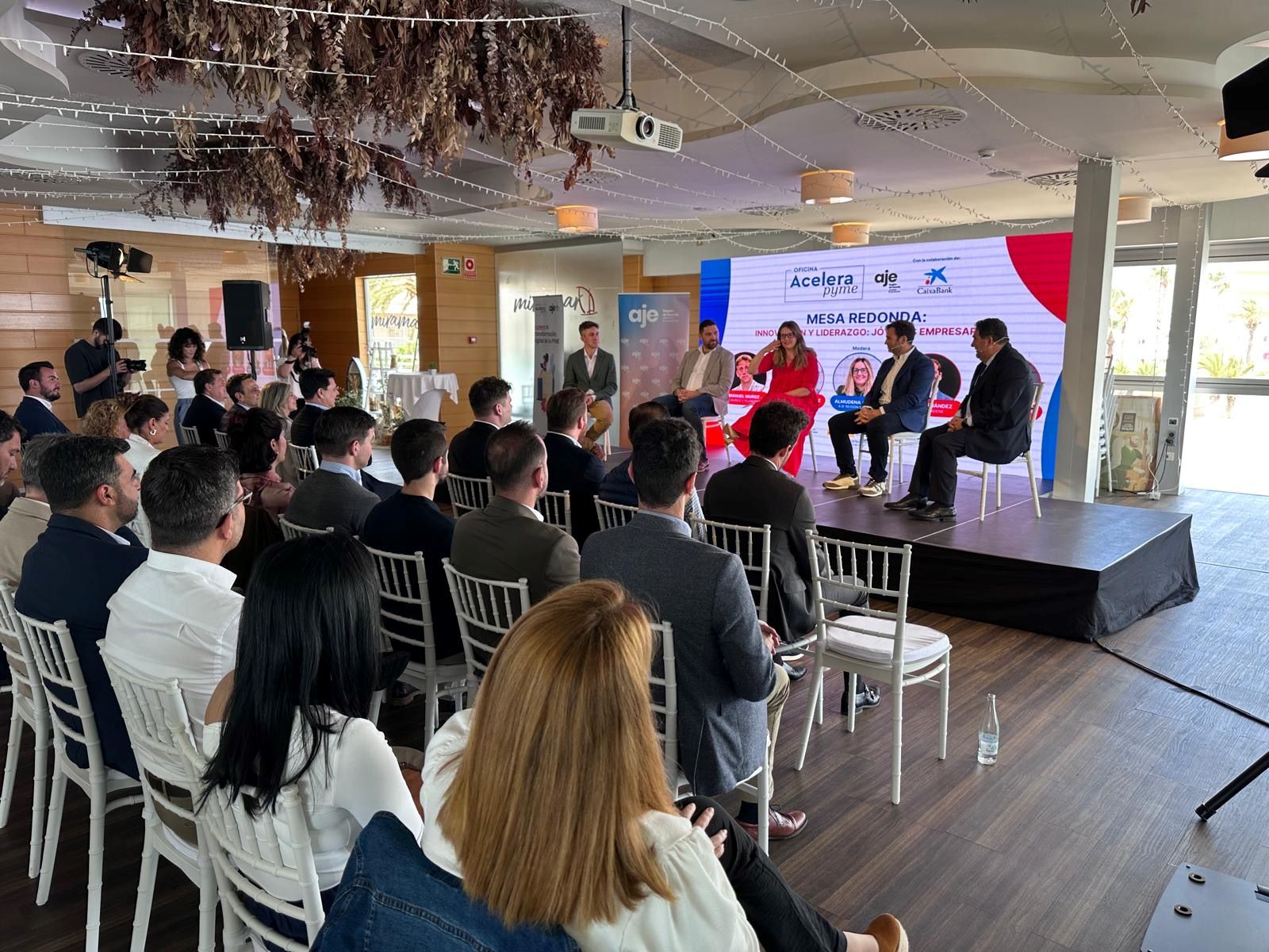 San Javier acogerá la gala de los XXVI Premios Caixabank Jóvenes Empresarios 